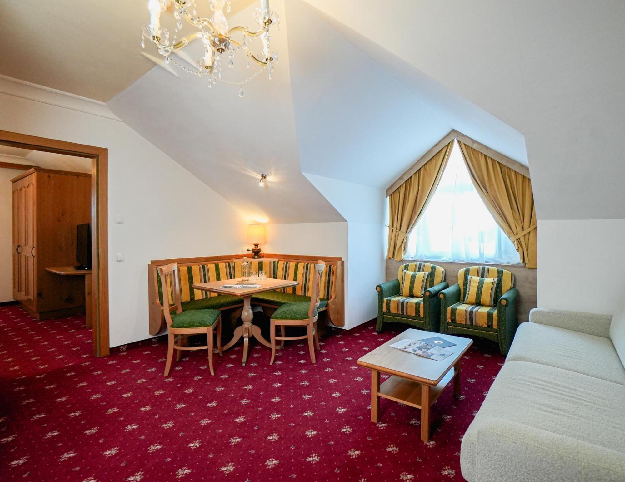 Hotel Oswald Sëlva di Val Gardena Eksteriør billede